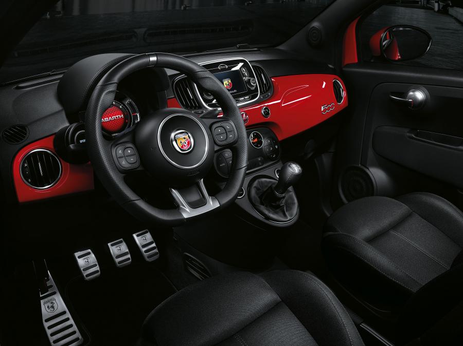 Торпедо Abarth 595 (312) 2016 года  (WW) (фото 6 из 6)